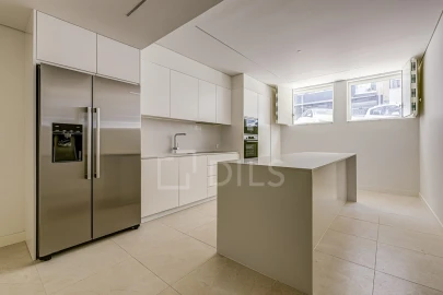 Apartamento T4 para Venda em Santo António