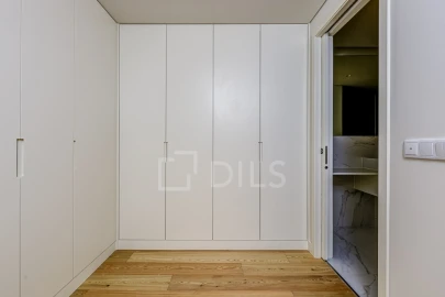 Apartamento T4 para Venda em Santo António