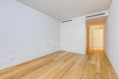 Apartamento T4 para Venda em Santo António