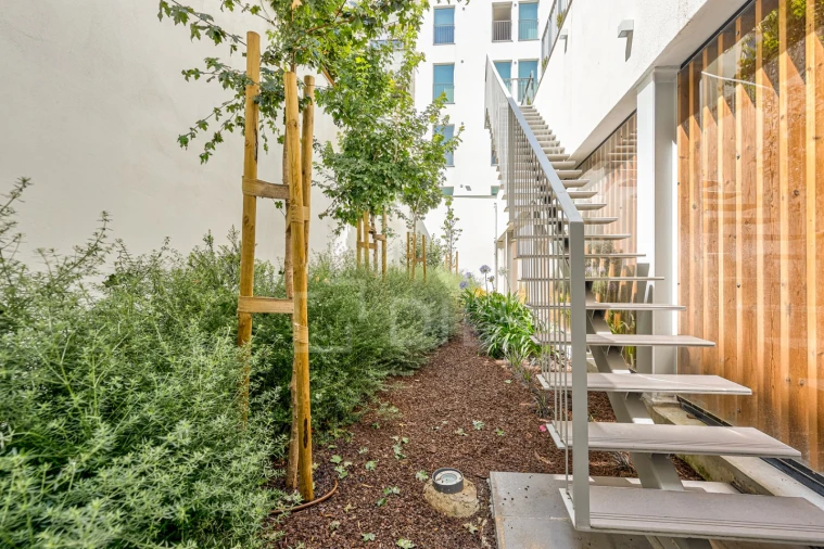 Apartamento T4 para Venda em Santo António Foto 44
