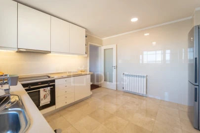 Apartamento T3 para Venda em Ramalde