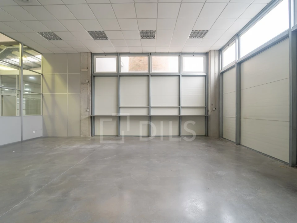 Armazém para Arrendamento em Cidade da Maia Foto 20