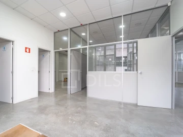 Armazém para Arrendamento em Cidade da Maia