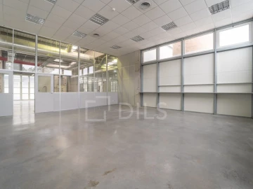 Armazém para Arrendamento em Cidade da Maia