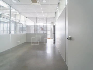 Armazém para Arrendamento em Cidade da Maia