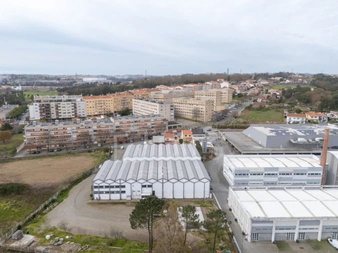 Armazém para Arrendamento em Cidade da Maia Foto 26
