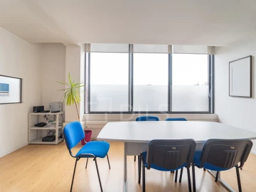 Escritório para Arrendamento em Cidade da Maia