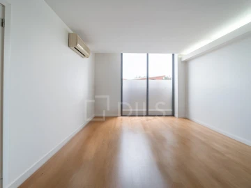 Escritório para Arrendamento em Cidade da Maia