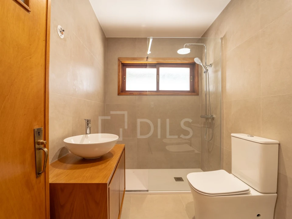Apartamento T4 para Venda em Mafamude e Vilar do Paraíso Foto 6