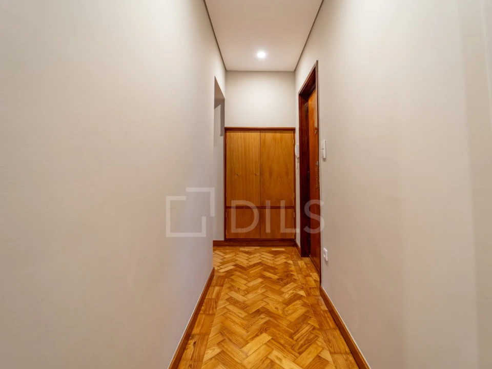 Apartamento T4 para Venda em Mafamude e Vilar do Paraíso Foto 9