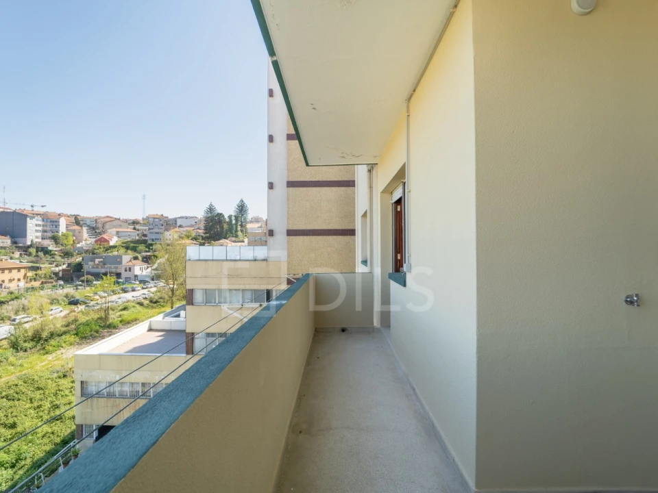Apartamento T4 para Venda em Mafamude e Vilar do Paraíso Foto 29