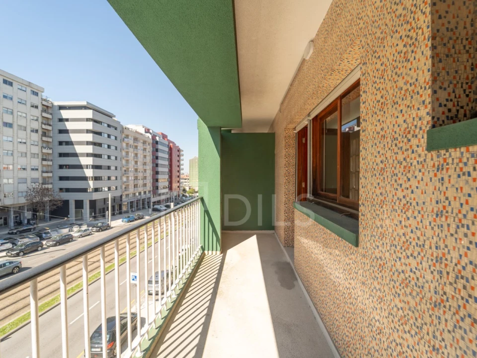 Apartamento T4 para Venda em Mafamude e Vilar do Paraíso Foto 30