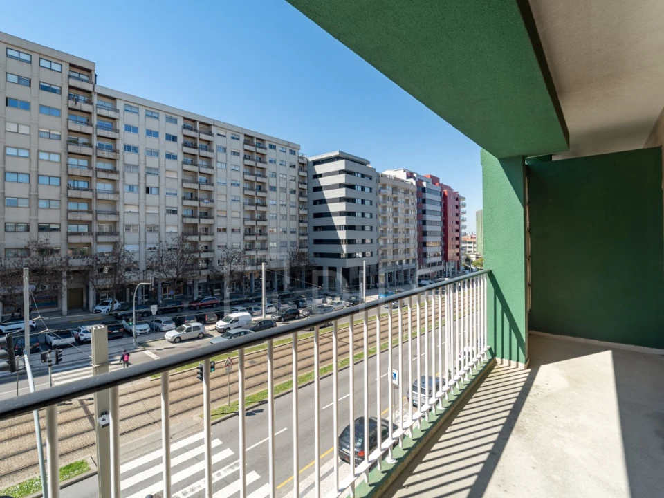 Apartamento T4 para Venda em Mafamude e Vilar do Paraíso Foto 32