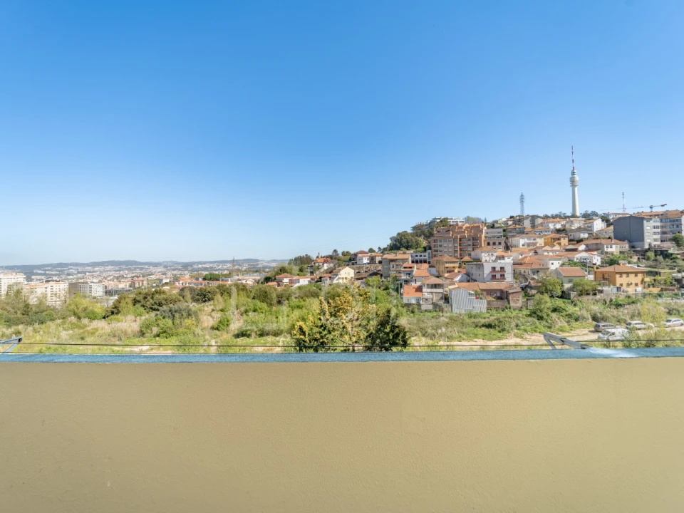 Apartamento T4 para Venda em Mafamude e Vilar do Paraíso Foto 35