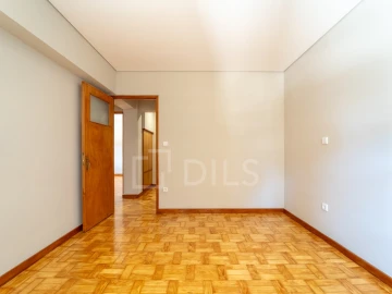 Apartamento T4 para Venda em Mafamude e Vilar do Paraíso