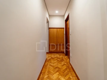 Apartamento T4 para Venda em Mafamude e Vilar do Paraíso