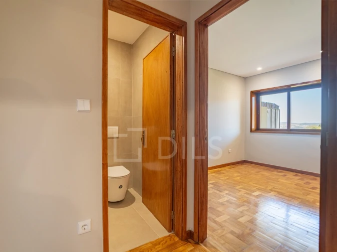 Apartamento T4 para Venda em Mafamude e Vilar do Paraíso Foto 23