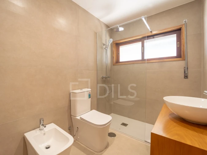 Apartamento T4 para Venda em Mafamude e Vilar do Paraíso Foto 12