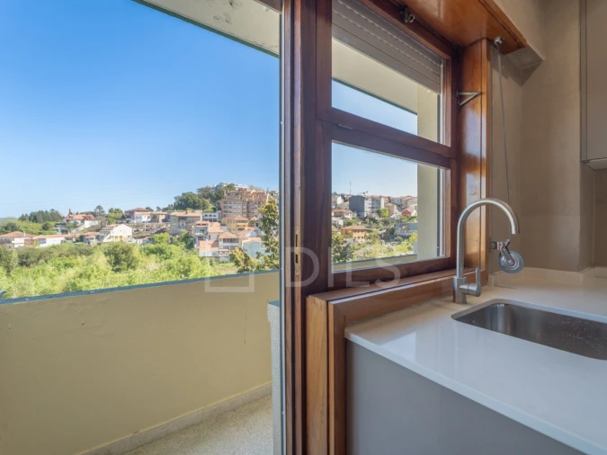 Apartamento T4 para Venda em Mafamude e Vilar do Paraíso Foto 28