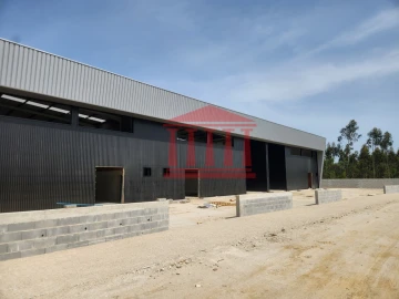 Armazém para Venda em Barcelos, V.Boa, V.Frescainha