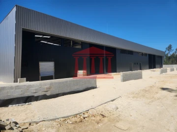 Armazém para Venda em Barcelos, V.Boa, V.Frescainha
