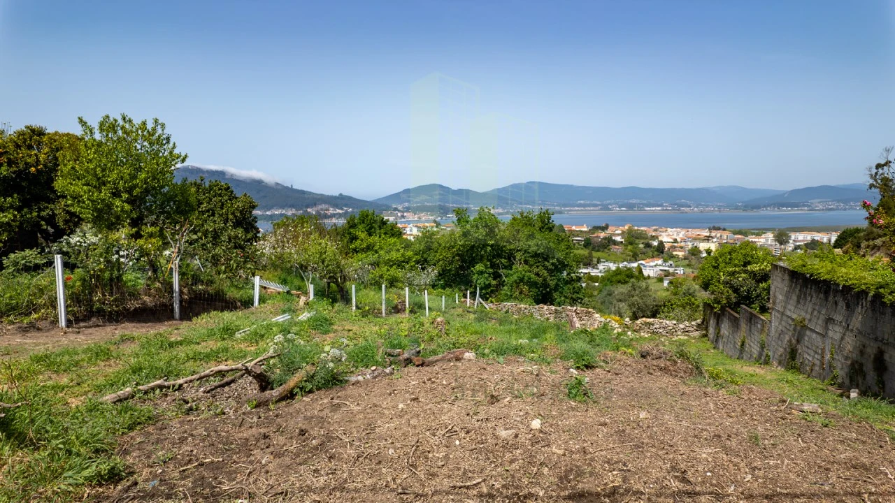 Terreno para Venda em Caminha (Matriz) e Vilarelho Foto 1