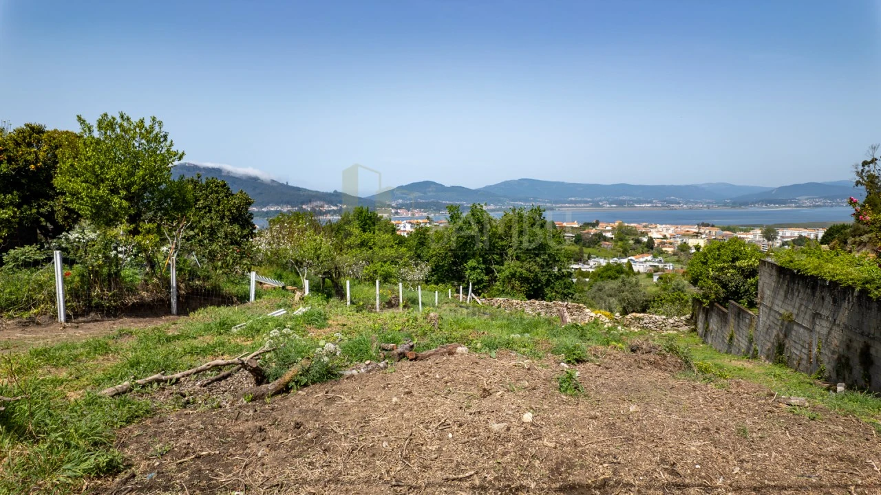 Terreno para Venda em Caminha (Matriz) e Vilarelho Foto 13