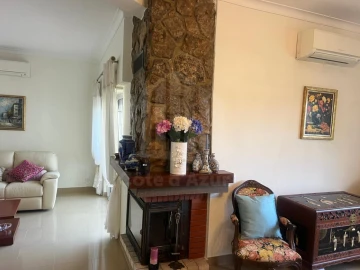 Moradia T8 para Venda em Amora
