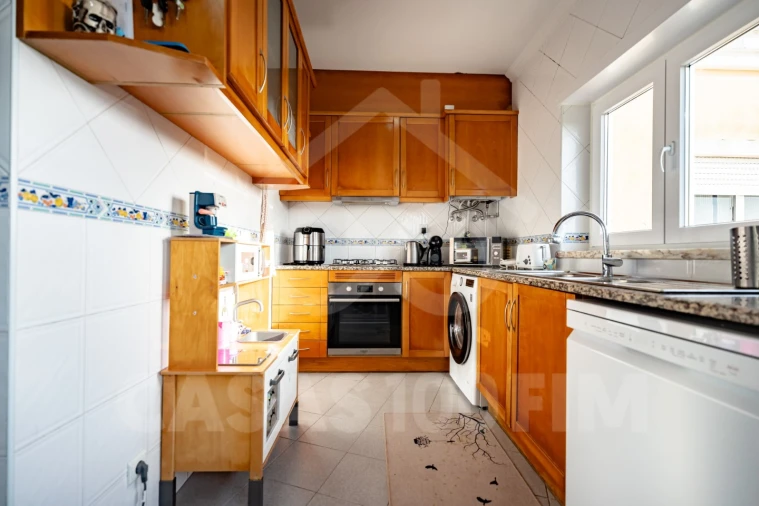 Apartamento T3 para Venda em Marinha Grande Foto 9