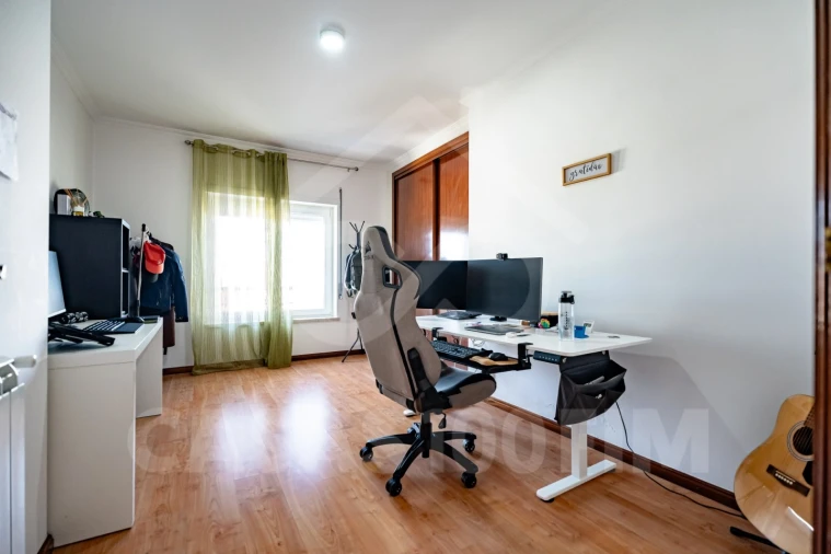 Apartamento T3 para Venda em Marinha Grande Foto 18