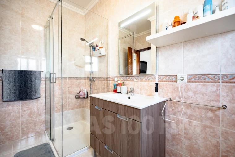 Apartamento T3 para Venda em Marinha Grande Foto 30