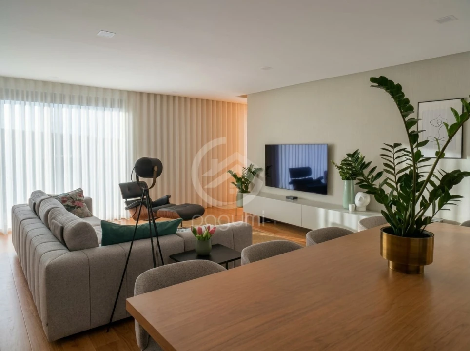 Moradia T3 para Venda em Caide de Rei Foto 3