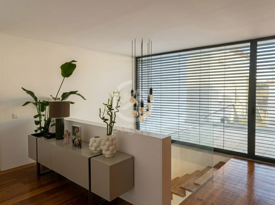 Moradia T3 para Venda em Caide de Rei Foto 5