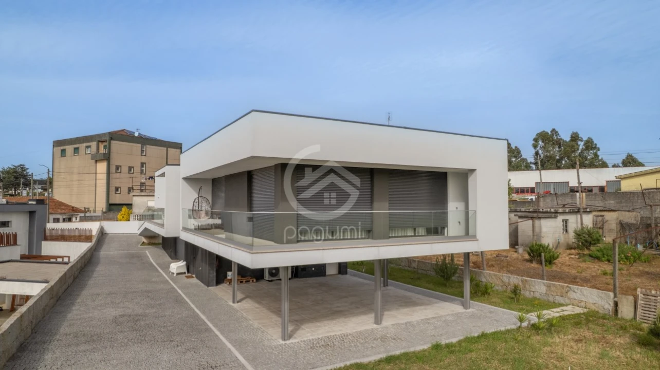 Moradia T3 para Venda em Caide de Rei Foto 51