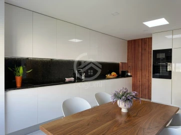 Moradia T3 para Venda em Caide de Rei