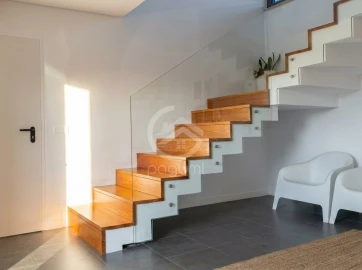 Moradia T3 para Venda em Caide de Rei