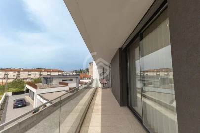 Moradia T3 para Venda em Caide de Rei