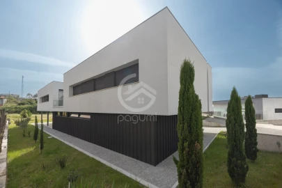 Moradia T3 para Venda em Caide de Rei