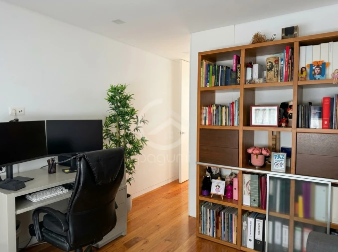 Moradia T3 para Venda em Caide de Rei Foto 17