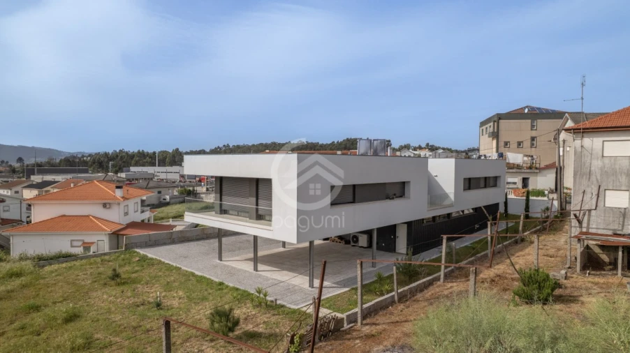 Moradia T3 para Venda em Caide de Rei Foto 55