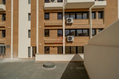 Apartamento T2 para Arrendamento em Santa Maria, São Pedro e Matacães