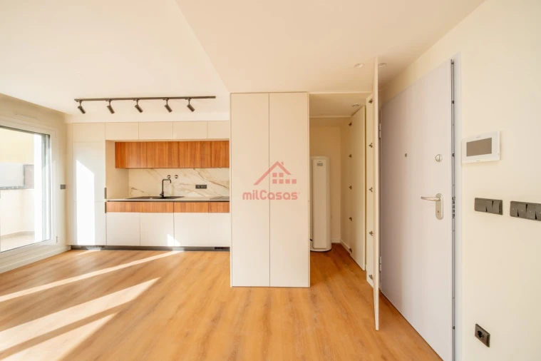 Apartamento T2 para Arrendamento em Santa Maria, São Pedro e Matacães Foto 5