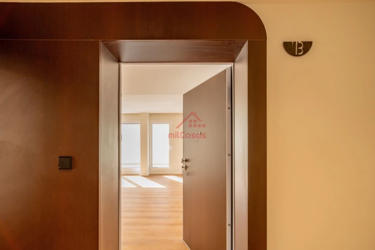 Apartamento T2 para Arrendamento em Santa Maria, São Pedro e Matacães Foto 22