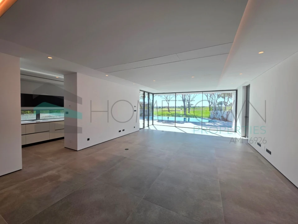 Moradia T3 para Venda em Quarteira Foto 25