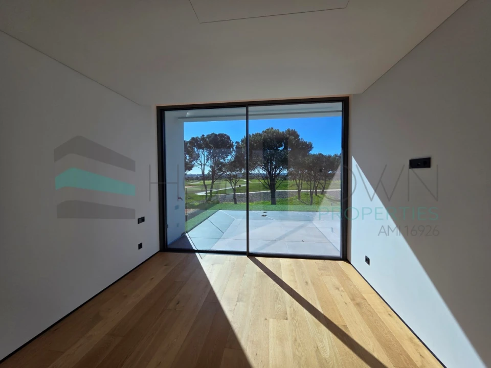 Moradia T3 para Venda em Quarteira Foto 33