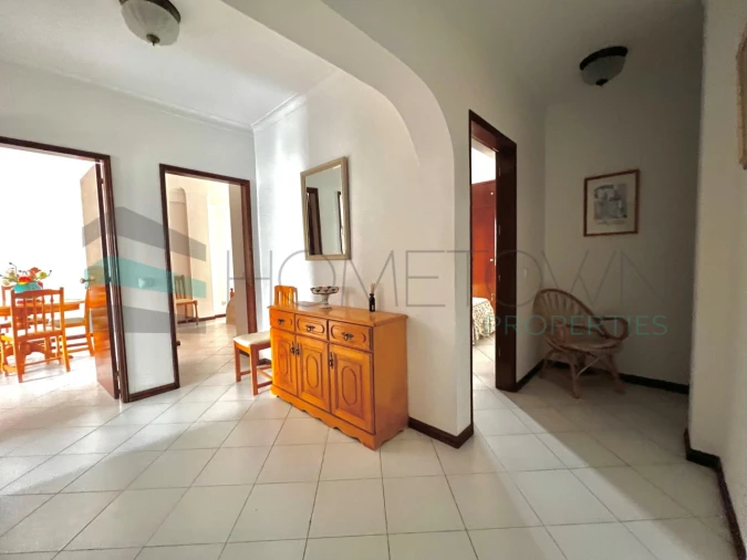 Apartamento T2 para Venda em Quarteira Foto 11