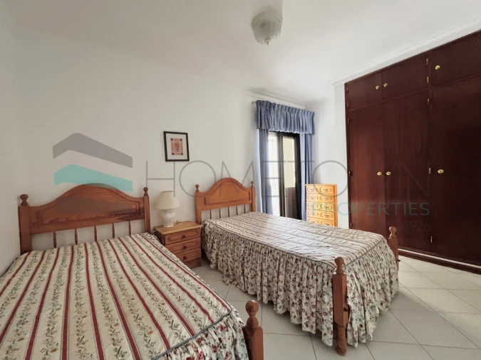 Apartamento T2 para Venda em Quarteira Foto 17