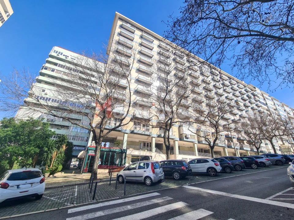 Apartamento T4 para Arrendamento em São Domingos de Benfica Foto 36