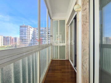 Apartamento T4 para Arrendamento em São Domingos de Benfica