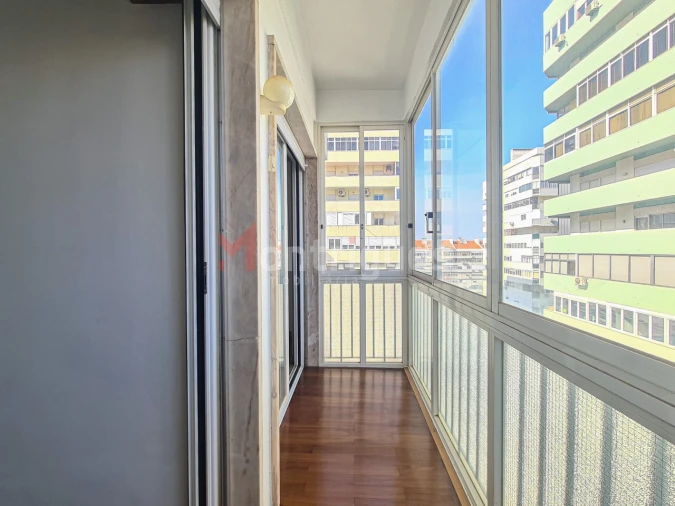 Apartamento T4 para Arrendamento em São Domingos de Benfica Foto 32